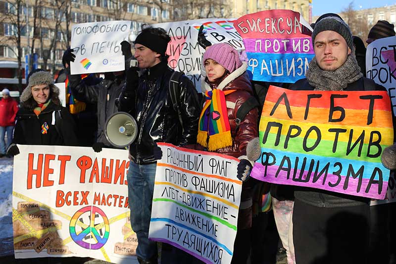 Уряд росії переслідує ЛГБТ чрез підтримку України